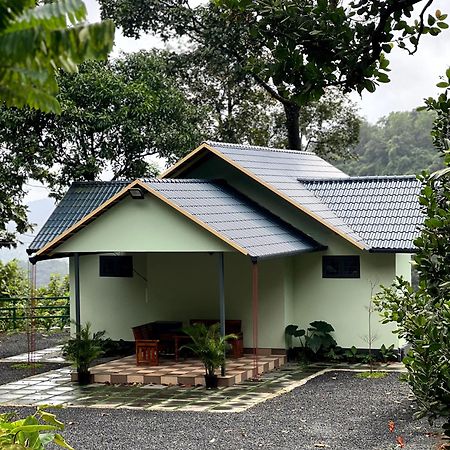 Royal Mount Inn Resorts Paithalmala Exteriér fotografie